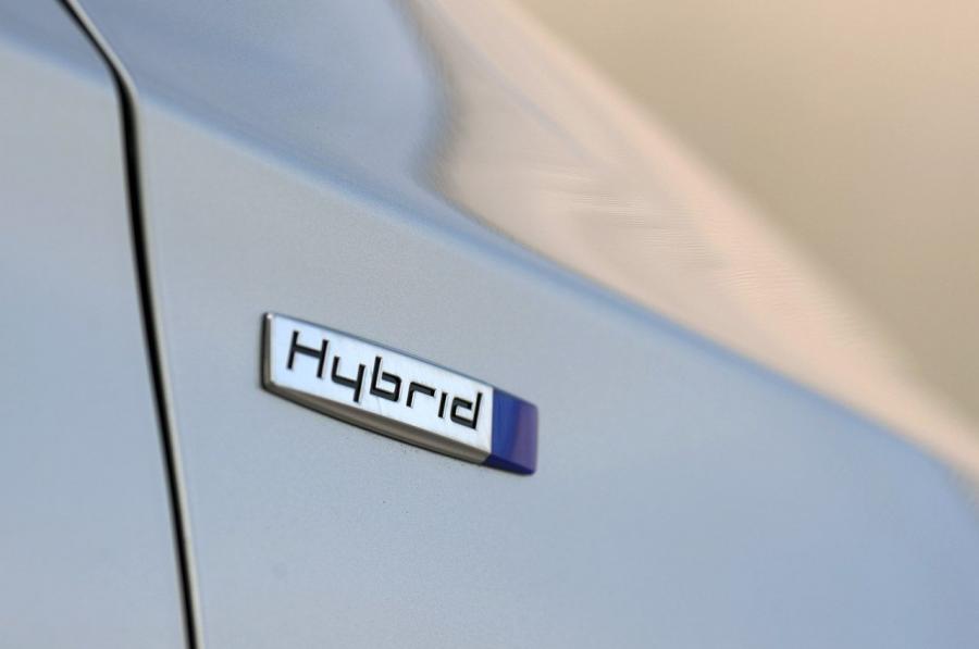Логотип Acura ILX Hybrid (DE) 2012 года  (фото 12 из 60)